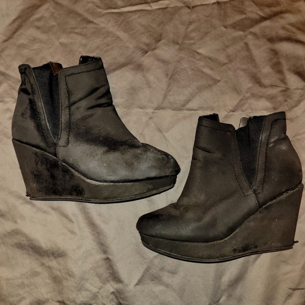 Boot heels